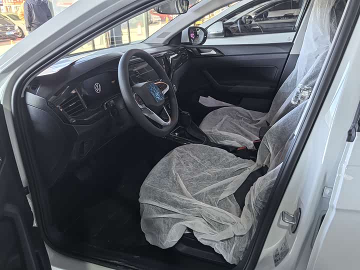 Фото 6 - Volkswagen Lavida