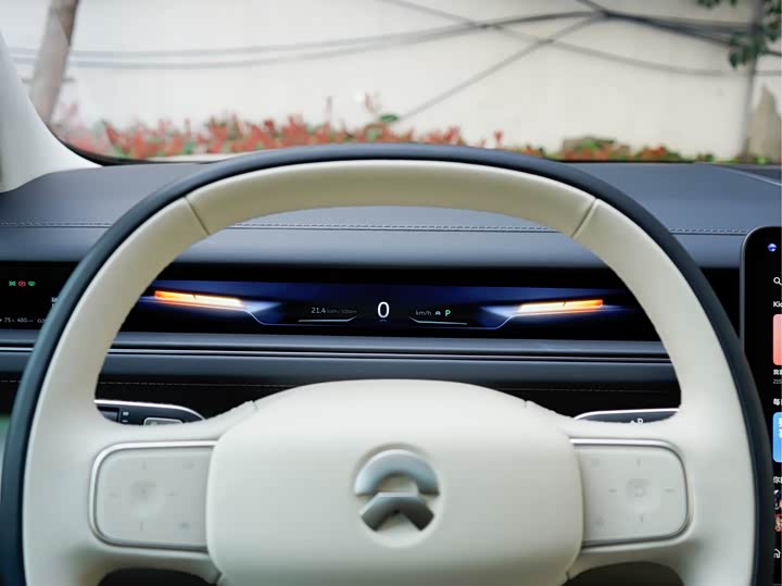 Фото 9 - Nio ES8