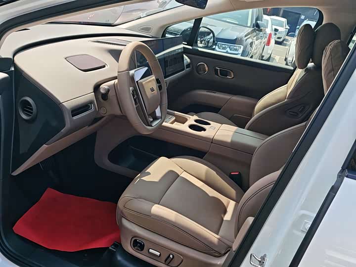 Фото 7 - LiXiang i8