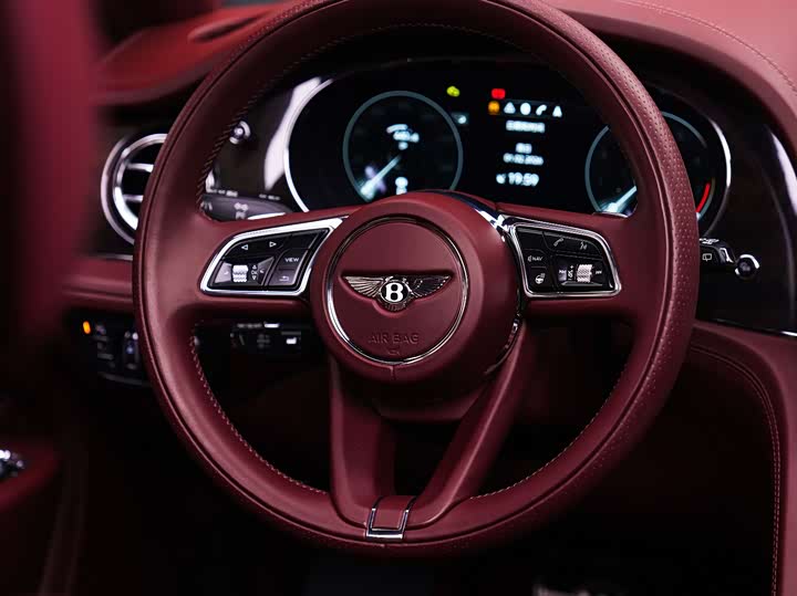 Фото 6 - Bentley Bentayga