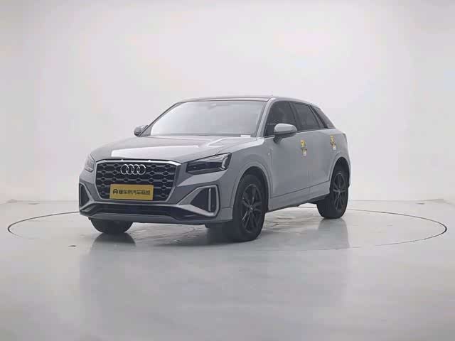 Photo 1 - Audi Q2L