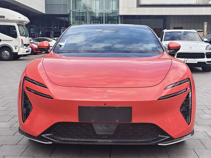 Фото 2 - Avatr 06