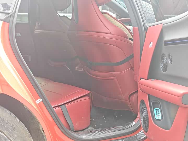 Фото 6 - Avatr 06