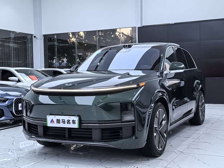 Фото 1 - LiXiang L8