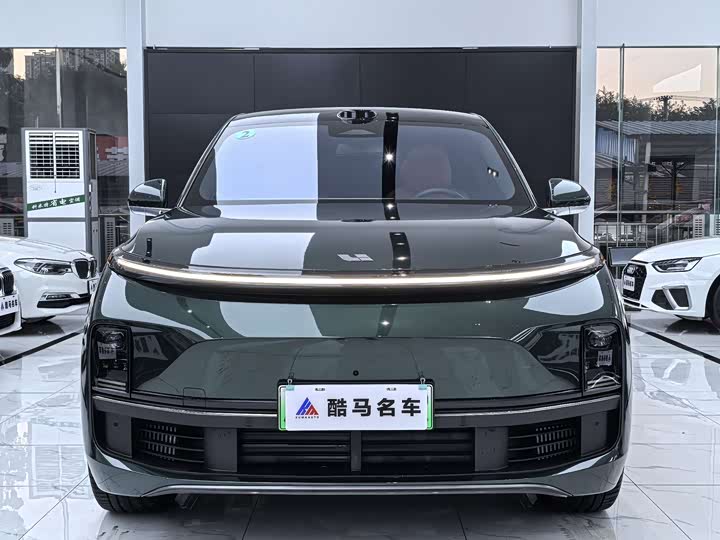 Фото 2 - LiXiang L8