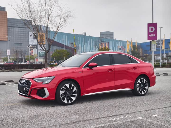 Фото 1 - Audi A3