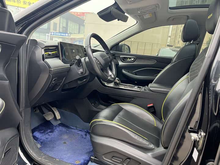 Фото 9 - Roewe RX5