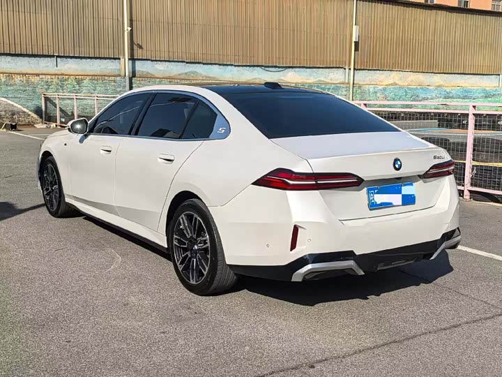 Фото 4 - BMW 5 Series