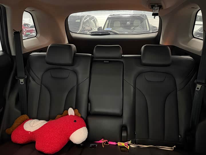 Photo 8 - Changan CS75