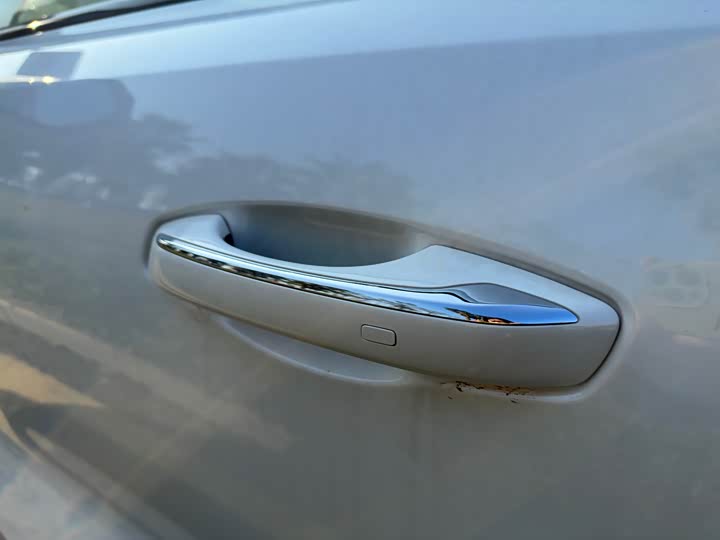 Фото 8 - Changan Oshan Z6 Hybrid