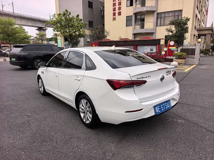 Фото 4 - Buick Excelle GT