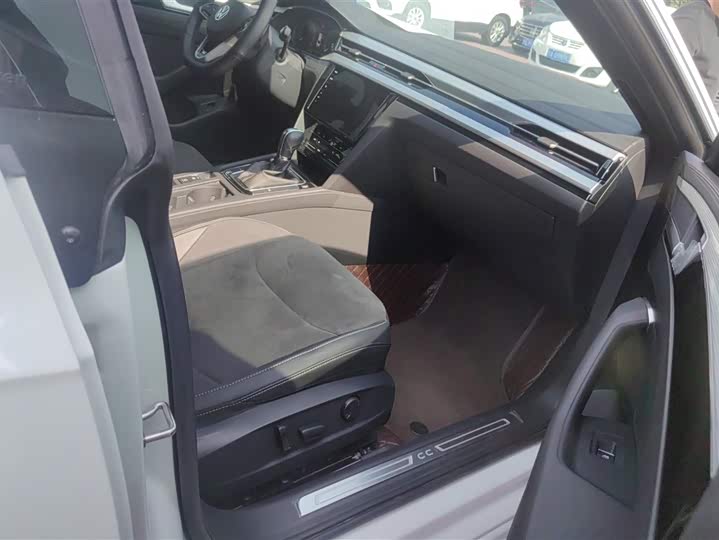 Фото 8 - Volkswagen CC