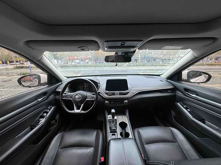 Фото 4 - Nissan Teana