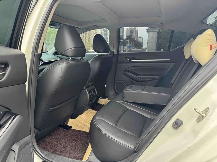 Фото 6 - Nissan Teana