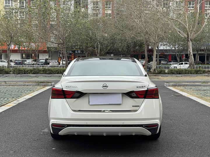 Фото 8 - Nissan Teana