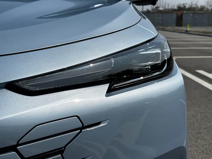 Фото 4 - Changan UNI-K