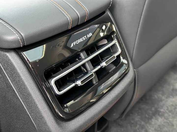 Фото 9 - Changan UNI-K