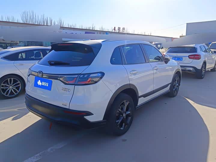 Фото 3 - Honda HR-V