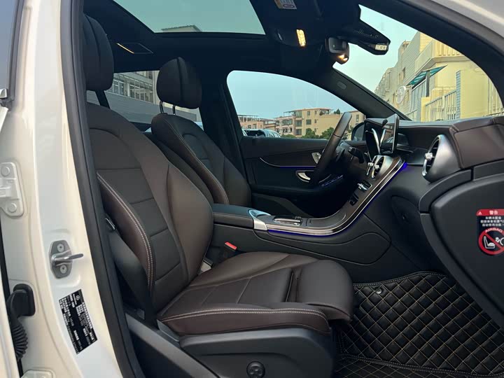 Фото 9 - Mercedes-Benz GLC-Class