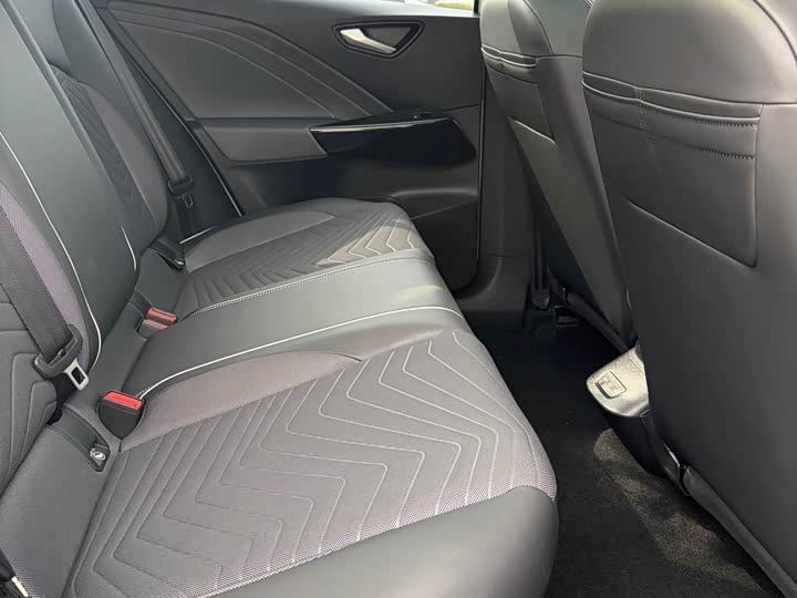 Фото 8 - Volkswagen ID.3