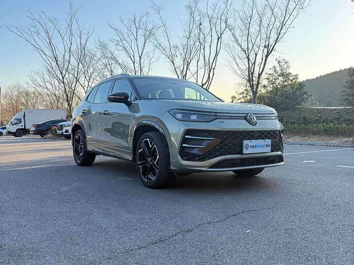 Фото 3 - Volkswagen Tayron