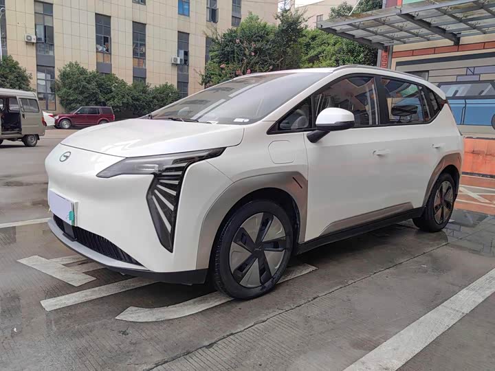 Фото 1 - GAC Aion Y