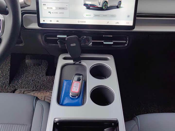 Фото 8 - GAC Aion Y