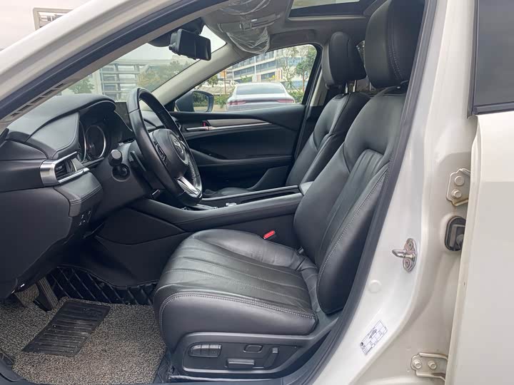 Фото 8 - Mazda Atenza