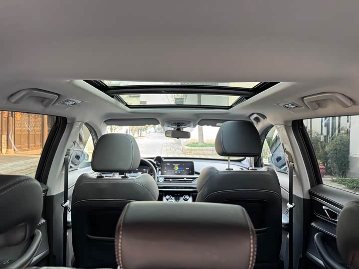 Photo 7 - Chery Tiggo 8