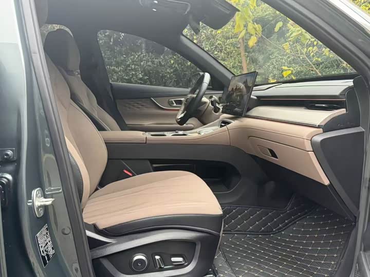 Photo 8 - Chery Fulwin T8