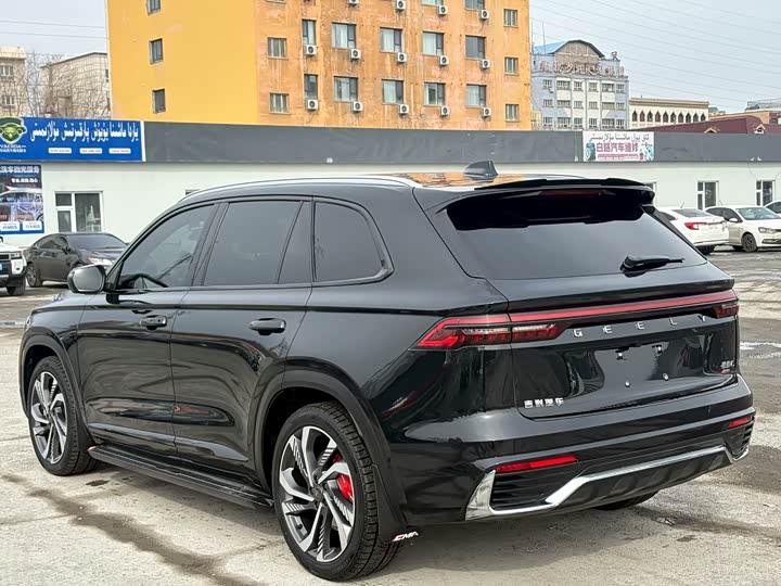 Фото 7 - Geely Monjaro