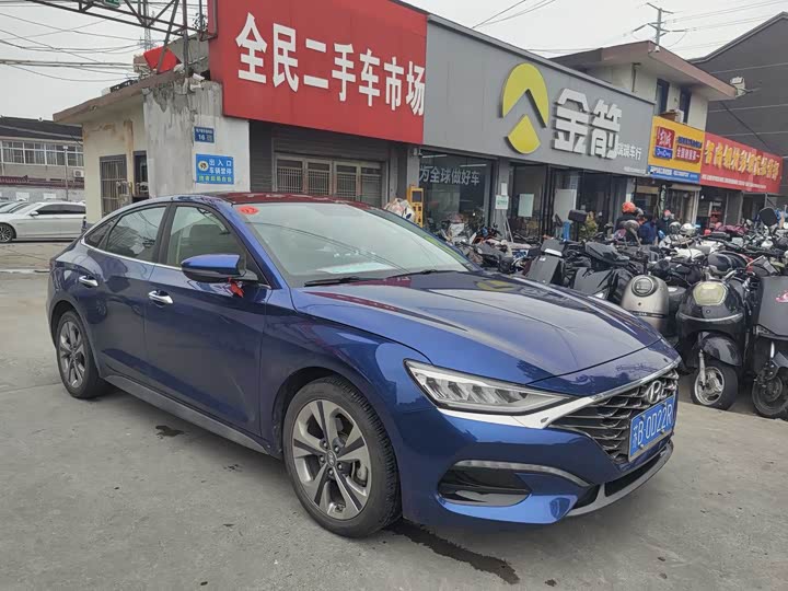 Photo 3 - Hyundai Lafesta