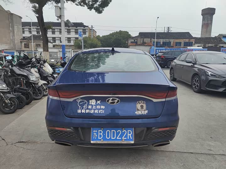 Photo 5 - Hyundai Lafesta