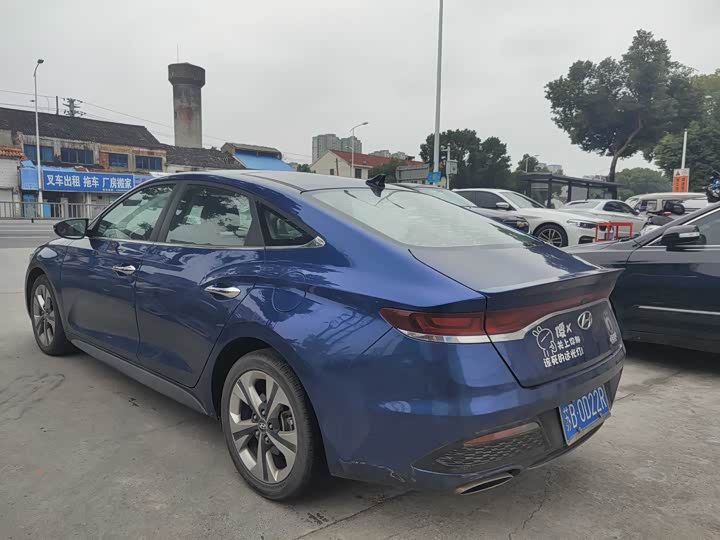 Photo 6 - Hyundai Lafesta