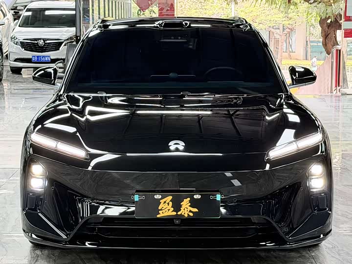 Фото 2 - Nio ET5T