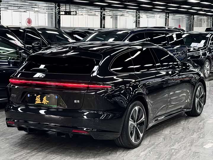 Фото 7 - Nio ET5T