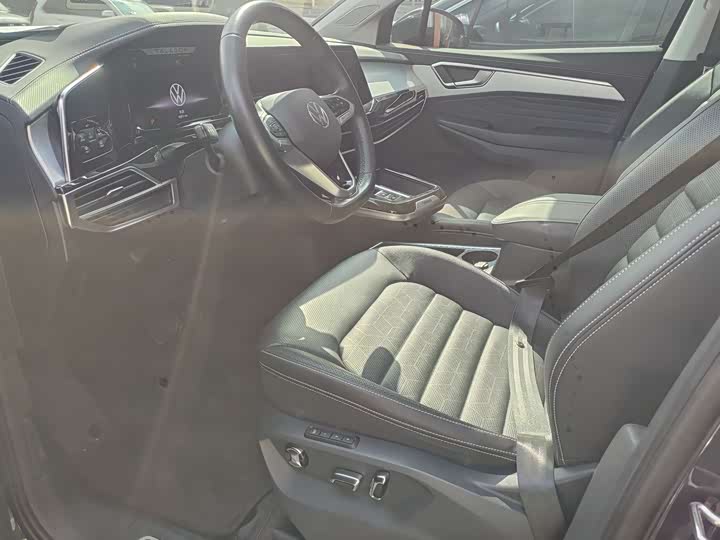 Фото 4 - Volkswagen Talagon