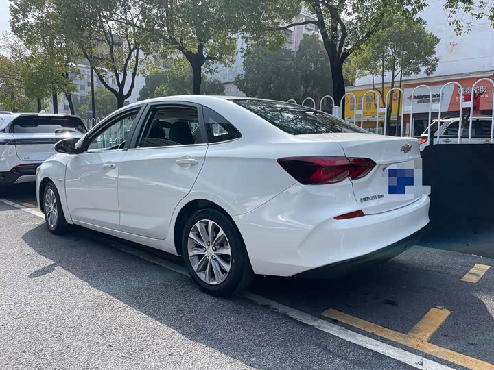 Фото 4 - Chevrolet Monza