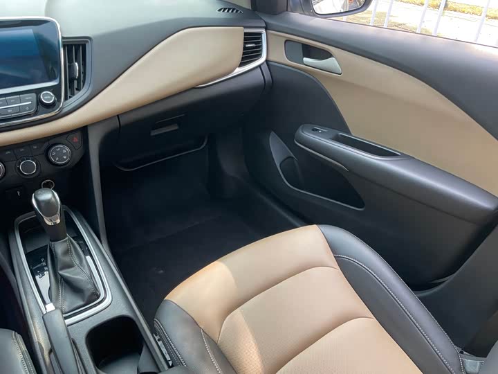 Фото 9 - Chevrolet Monza