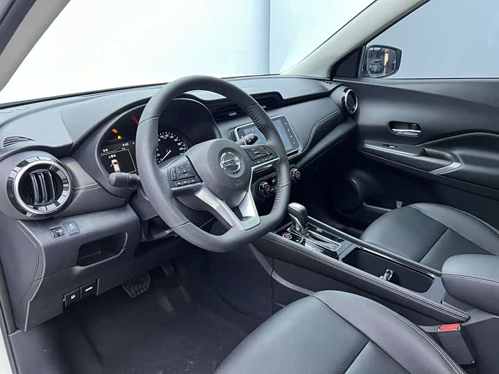 Photo 9 - Nissan Kicks