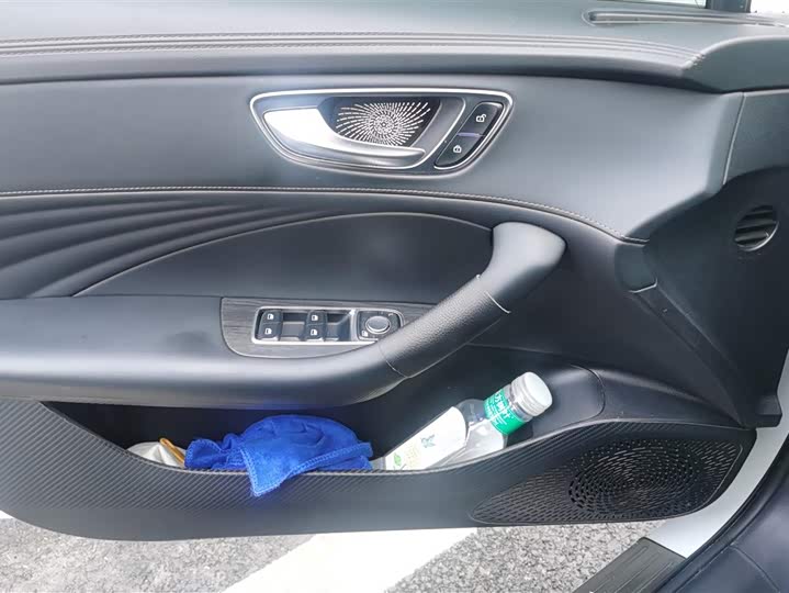 Фото 7 - Roewe D7