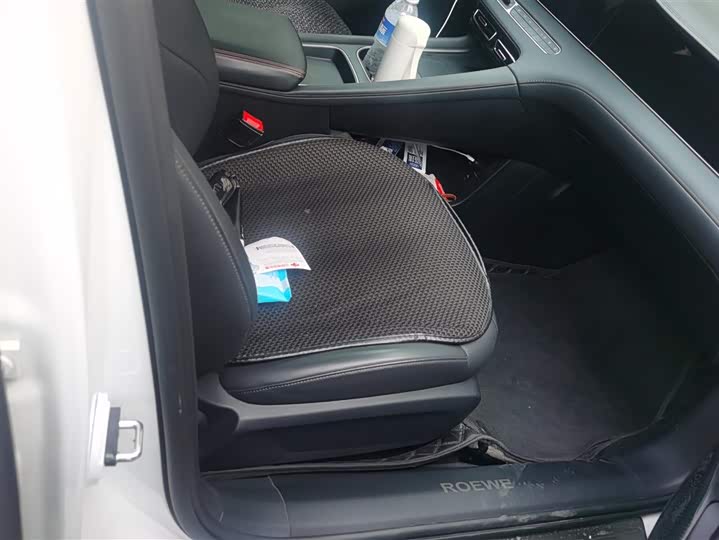 Фото 8 - Roewe D7