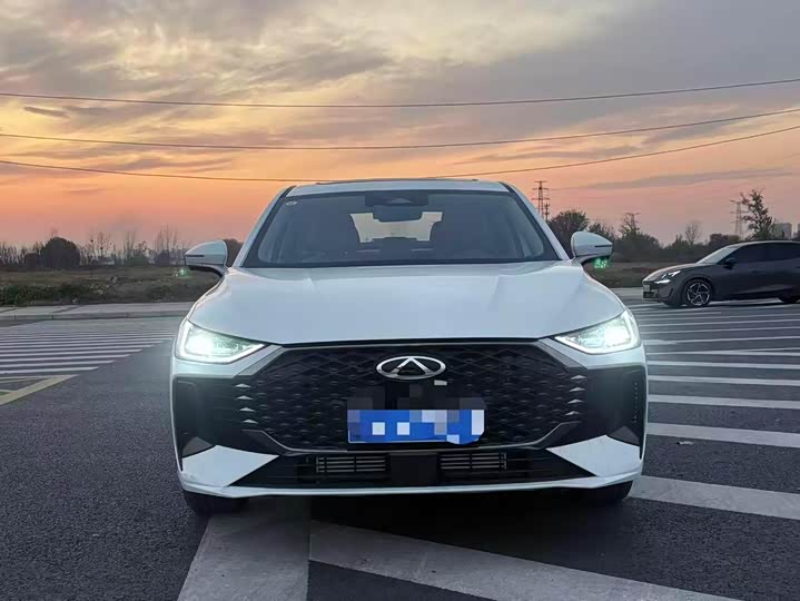 Photo 2 - Chery Arrizo 8