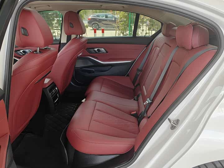 Фото 7 - BMW 3 Series