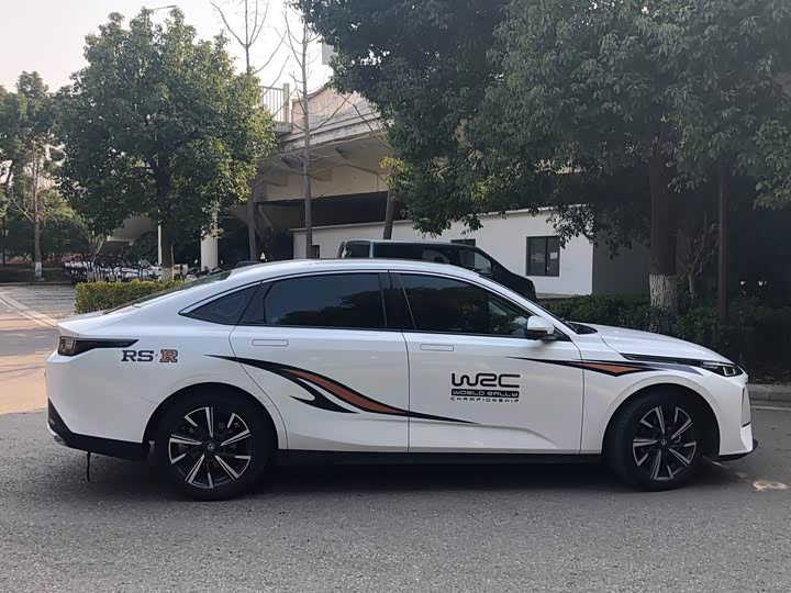 Фото 9 - Changan Yida