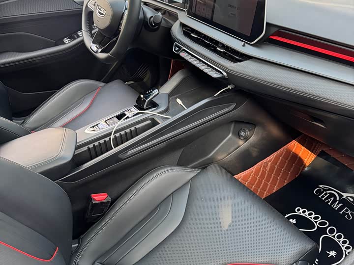 Фото 5 - Geely Binrui