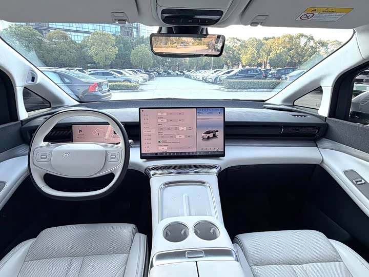 Фото 5 - XPeng X9