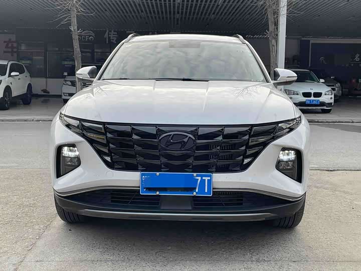Фото 2 - Hyundai Tucson L