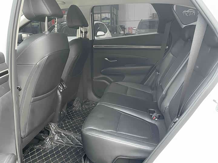 Фото 7 - Hyundai Tucson L