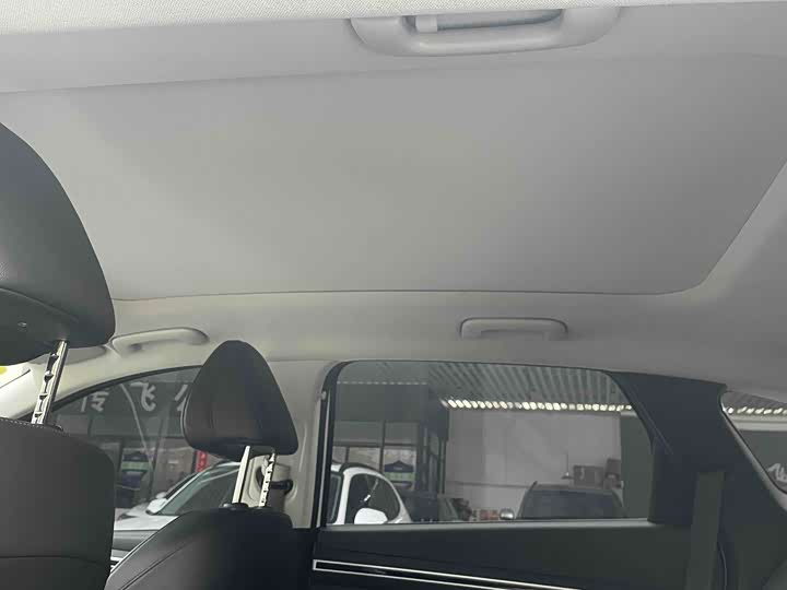 Фото 8 - Hyundai Tucson L